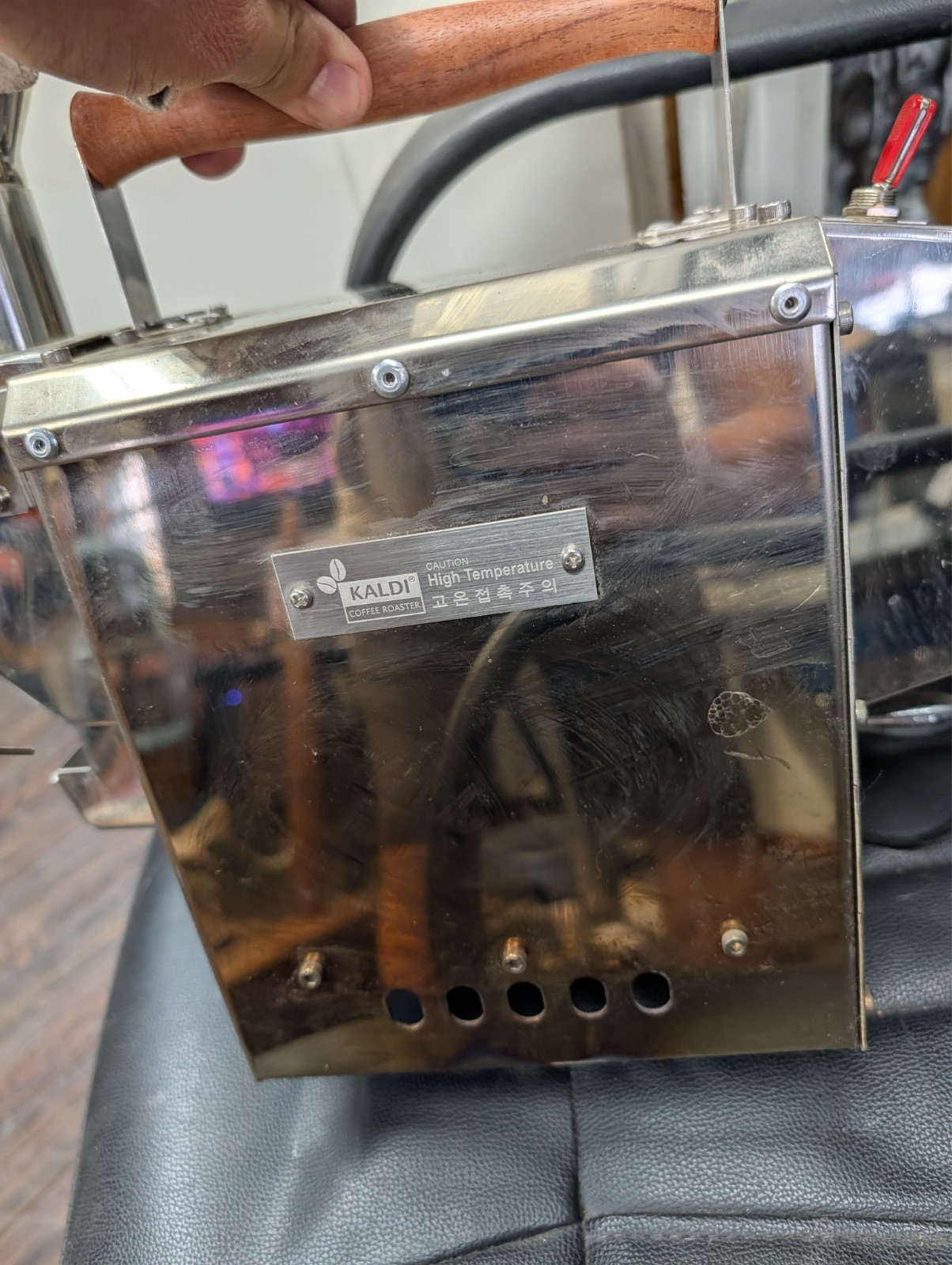 kaldi coffee roaster