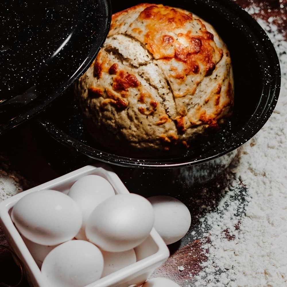 Versatile 8.7″ Round Roaster for Poultry & Vegetables – Non-Stick & Safe